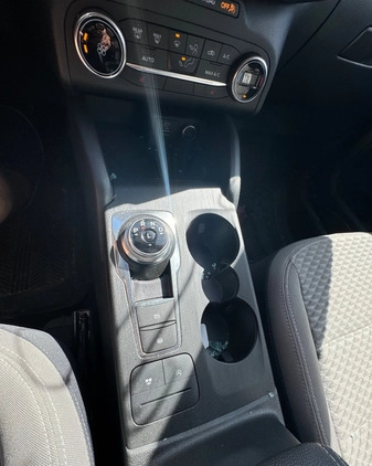 Ford Escape cena 59900 przebieg: 20253, rok produkcji 2020 z Kowary małe 191
